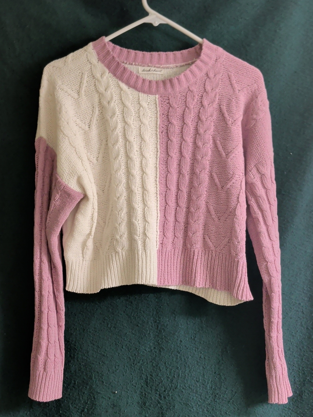 Derek Heart Two-Tone Cable Knit Crew Sweater - Pink & Cream
